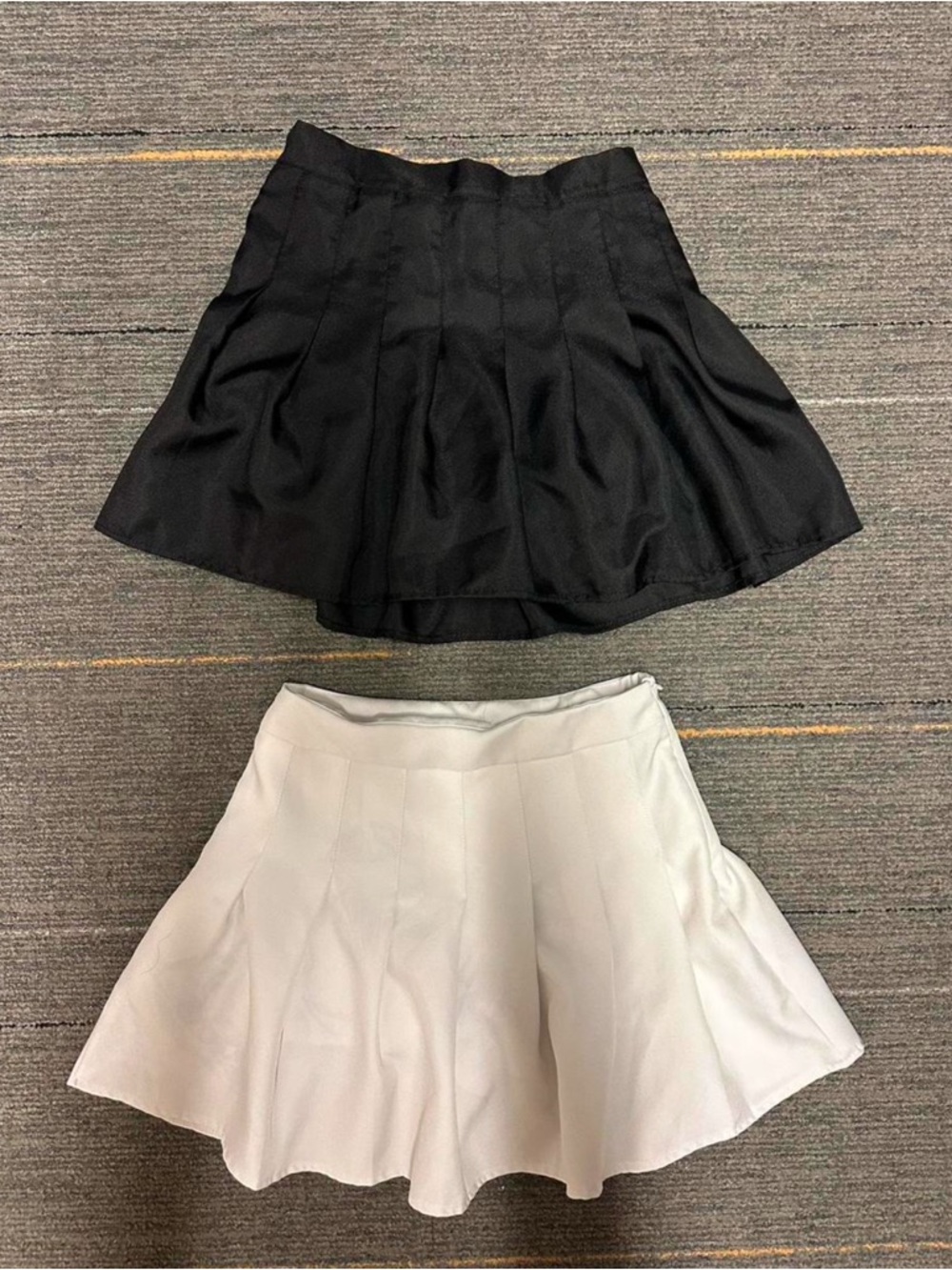 Black and White Pleated A-Line Skirt Duo